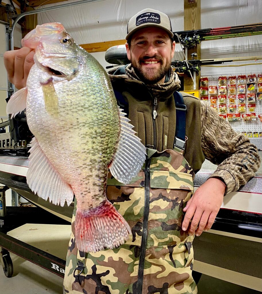 Crappie Spawn, How To Know When The Crappie Spawn, When Do the crappie spawn on my lake?